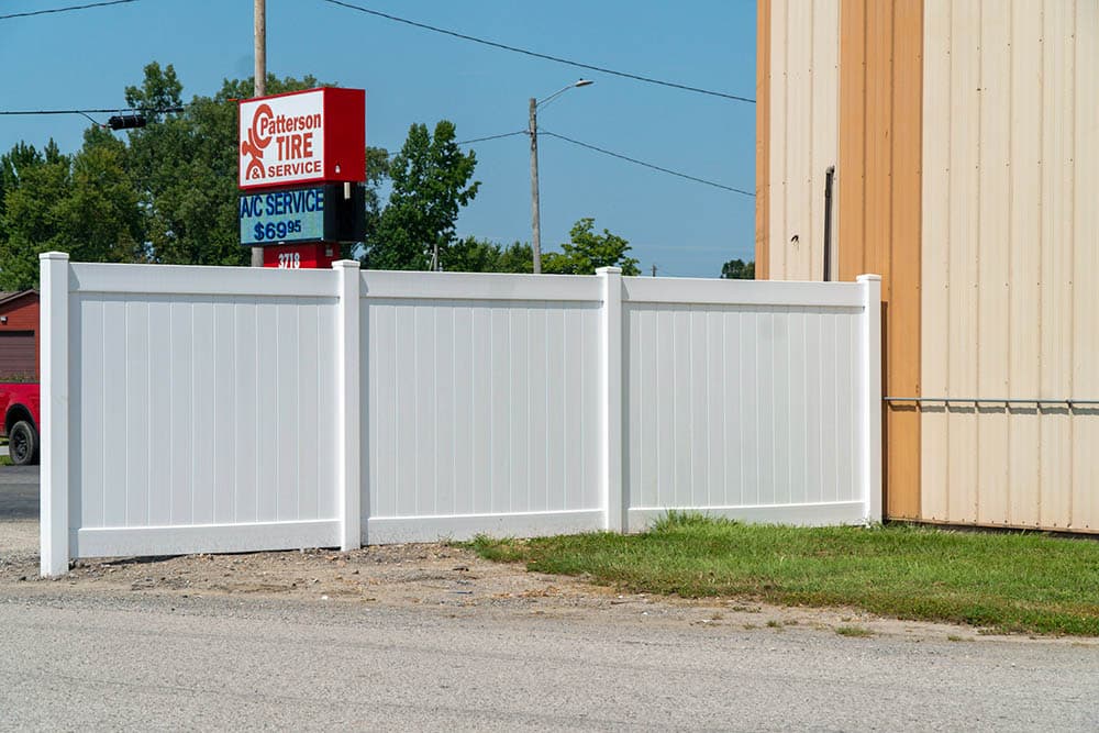 Vinyl fence at Patterson Tire and Service