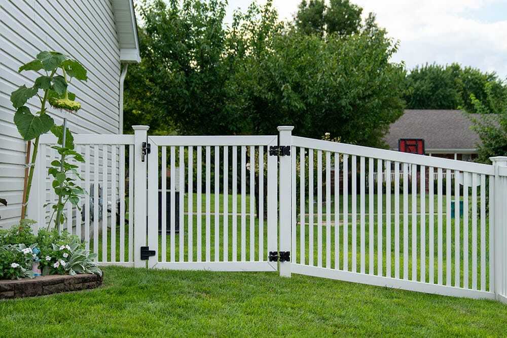 Modern vinyl fence gate