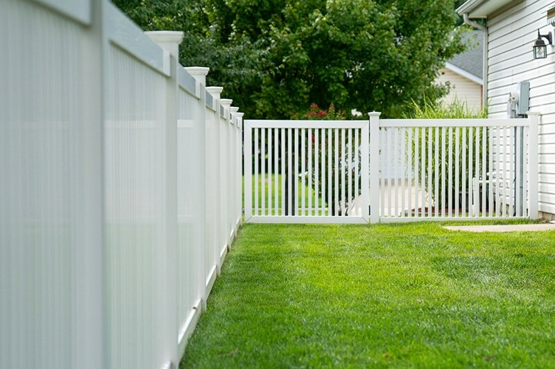 Modern vinyl fence