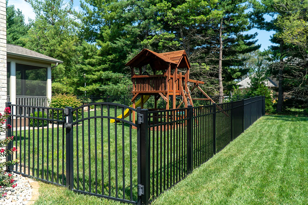 Aluminum fence around pool and yard