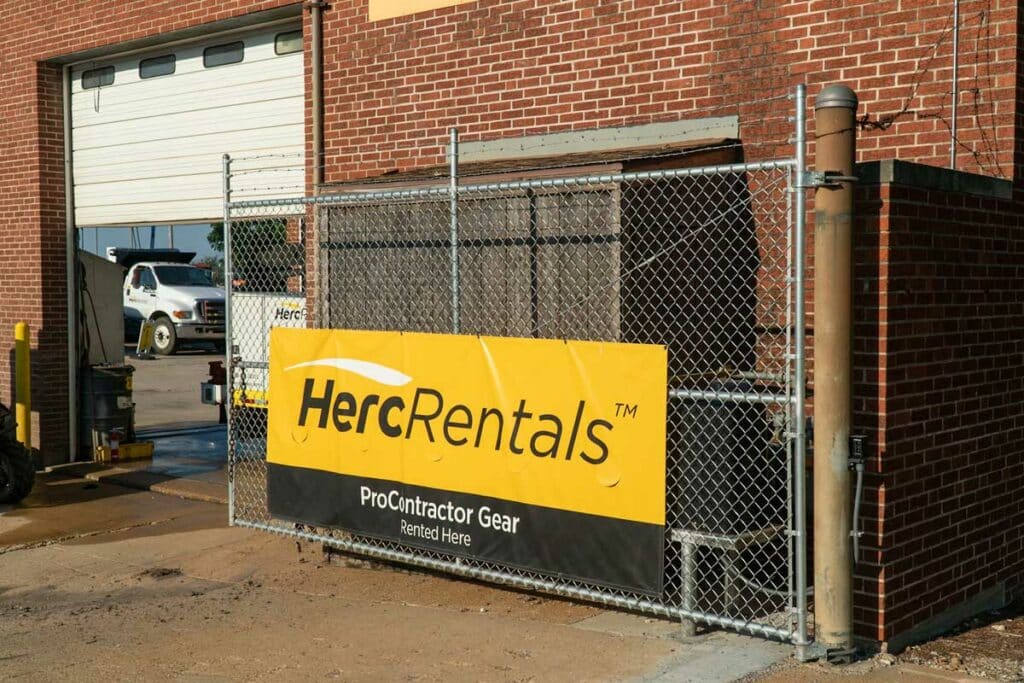 Commercial chain link fence and gate