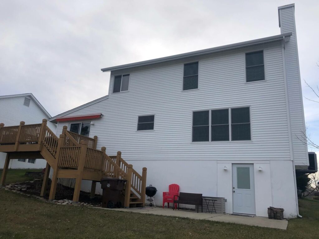 Screened-in deck building process