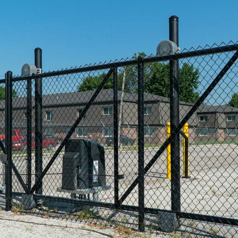 Commercial-Fence-800×800-Sliding Gate