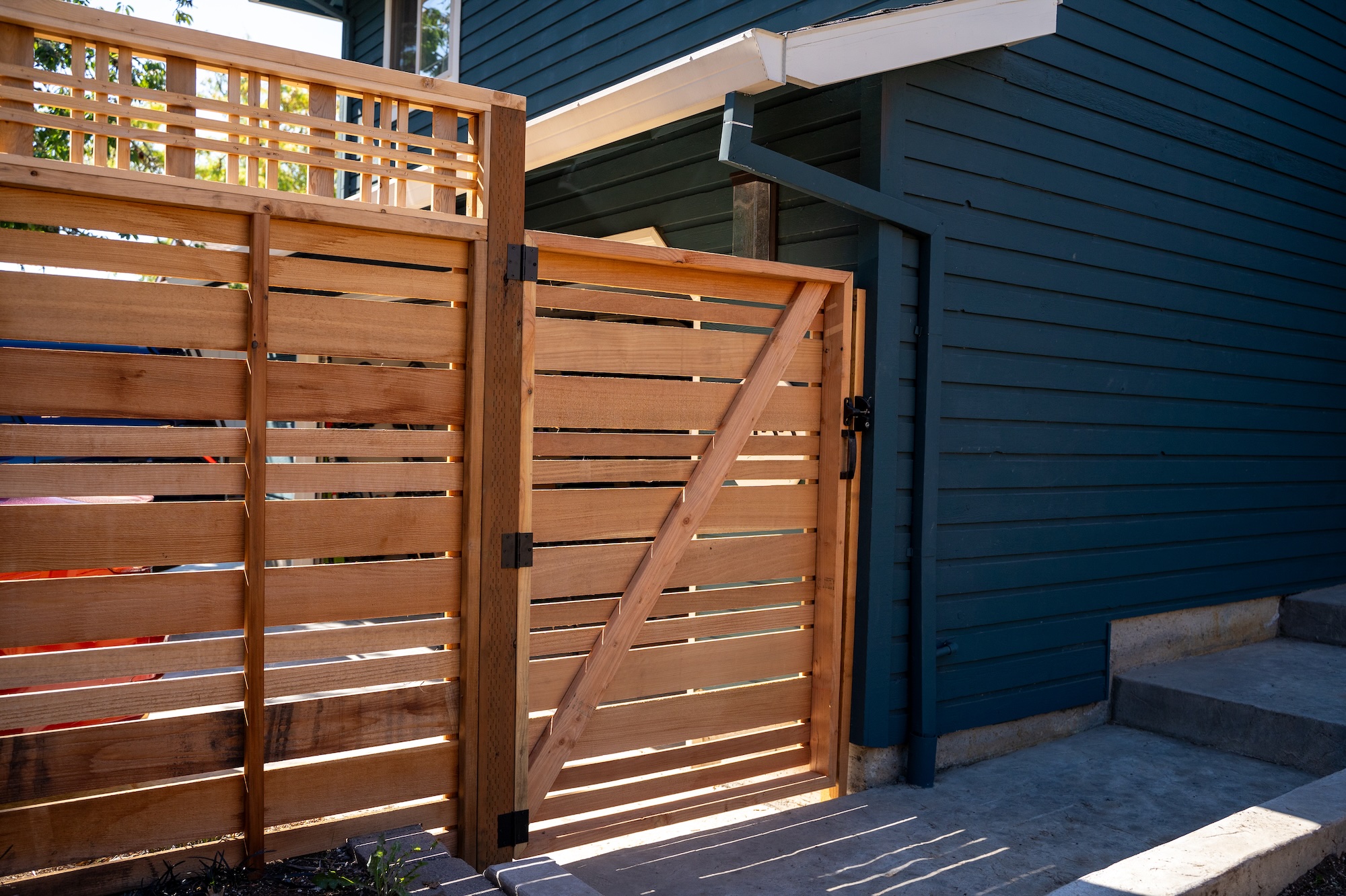 Fence & Deck Horizontal Fence Gate